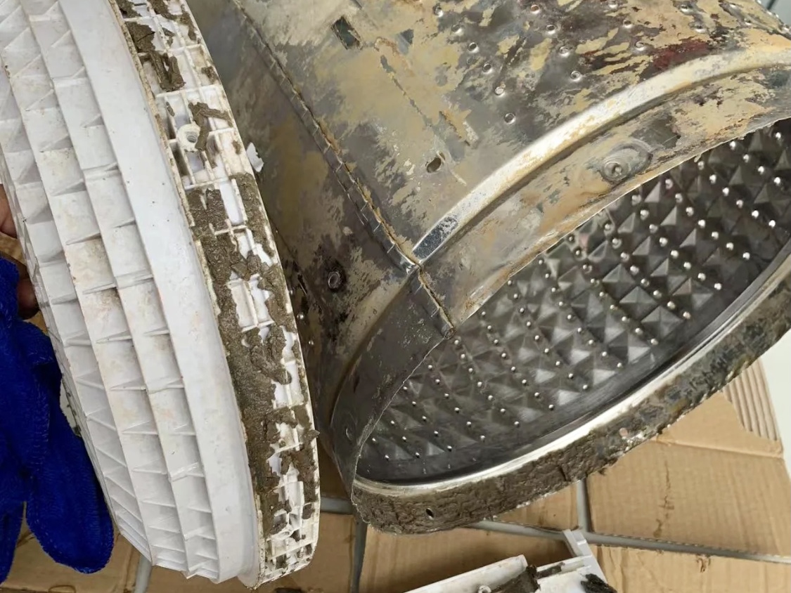 洗衣机不清洁,内部细菌比马桶还脏! 洗衣机不清洁,内部细菌比马桶还脏!