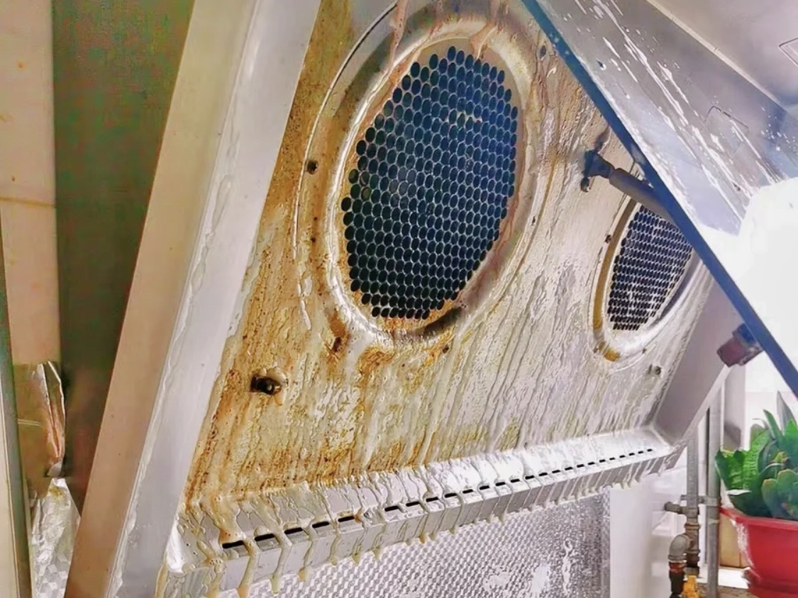 长期不清洁油烟机危害有多大? 长期不清洁油烟机危害有多大?